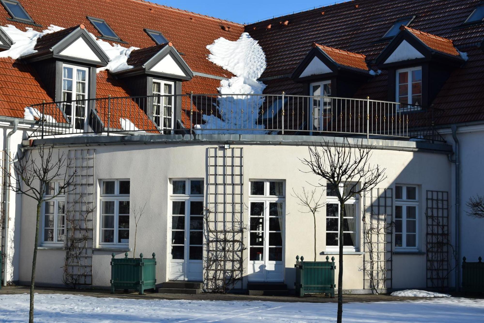 Palac I Folwark Nemino Sierakowice  Bagian luar foto