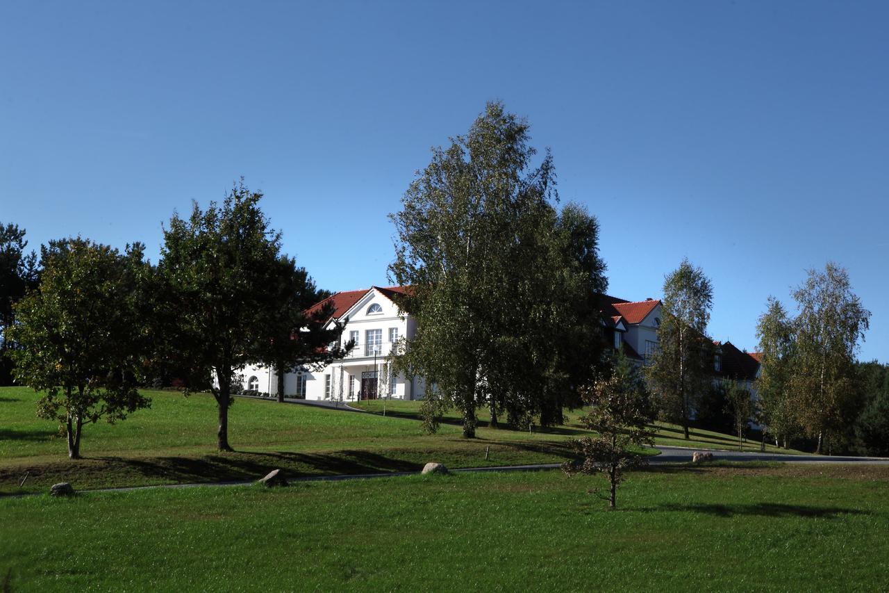 Palac I Folwark Nemino Sierakowice  Bagian luar foto