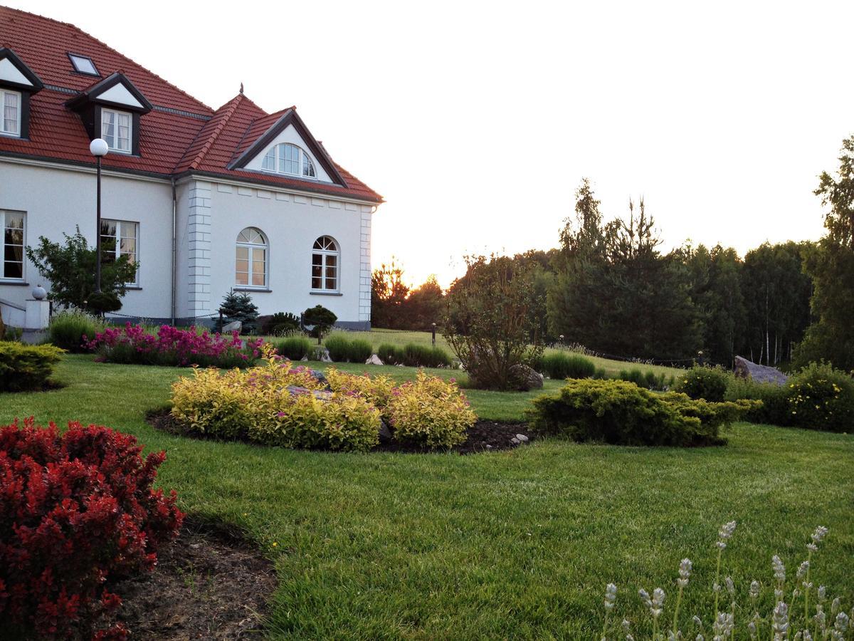 Palac I Folwark Nemino Sierakowice  Bagian luar foto