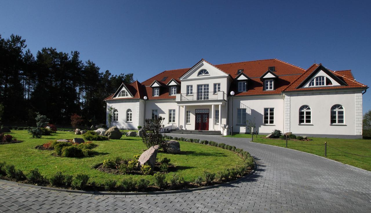 Palac I Folwark Nemino Sierakowice  Bagian luar foto