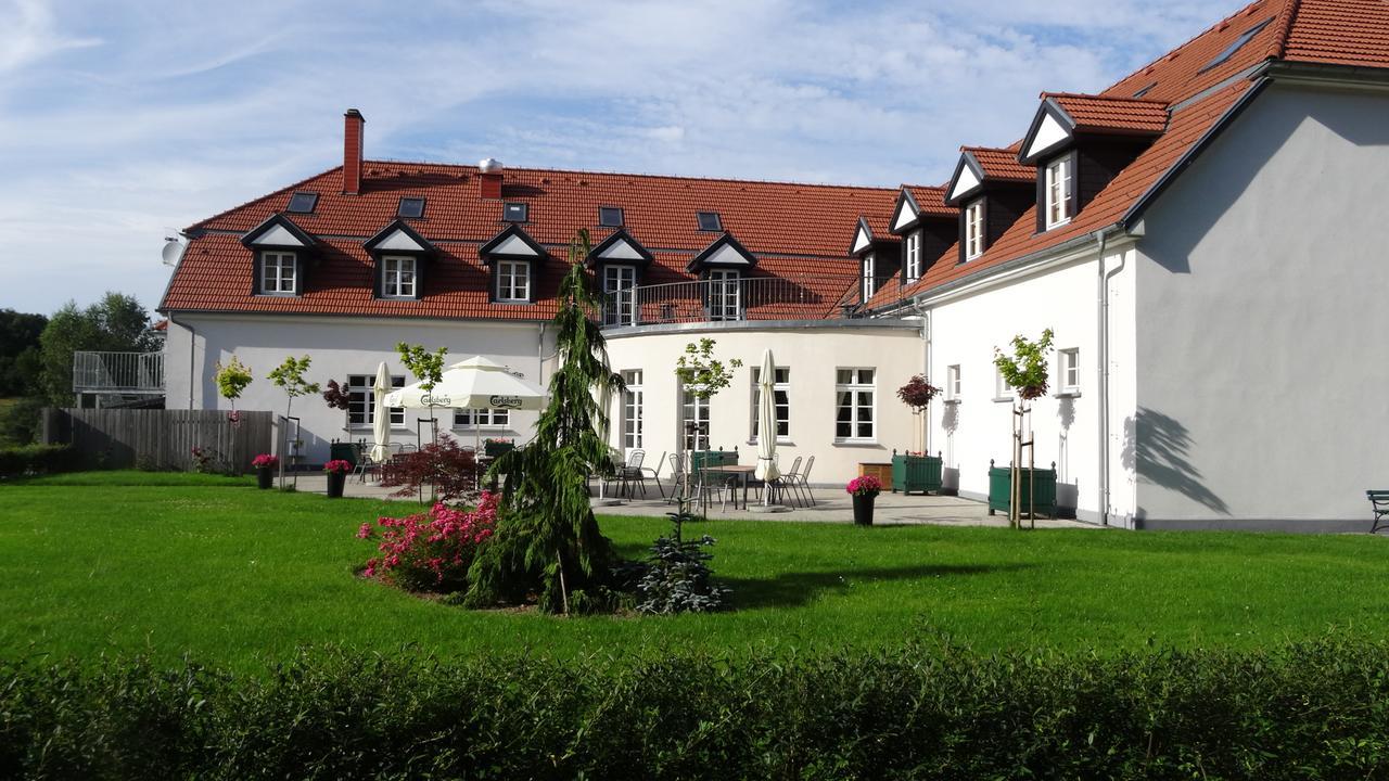 Palac I Folwark Nemino Sierakowice  Bagian luar foto